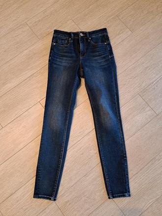 Rifle, stradivarius,32