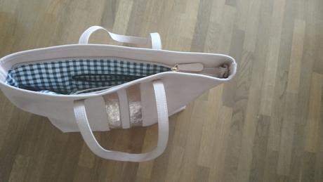 Shoper kabelka omg z humanic, 