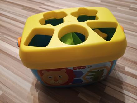 Vkladačka tvary fisher price,