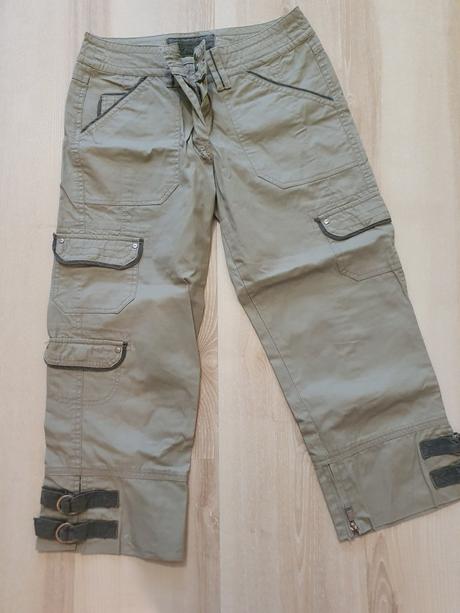 Trojštvrťové športové nohavice, 36