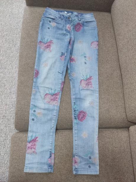 Kvietkované rifle, 164