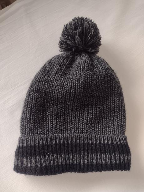 Čierna čiapka, crivit,122