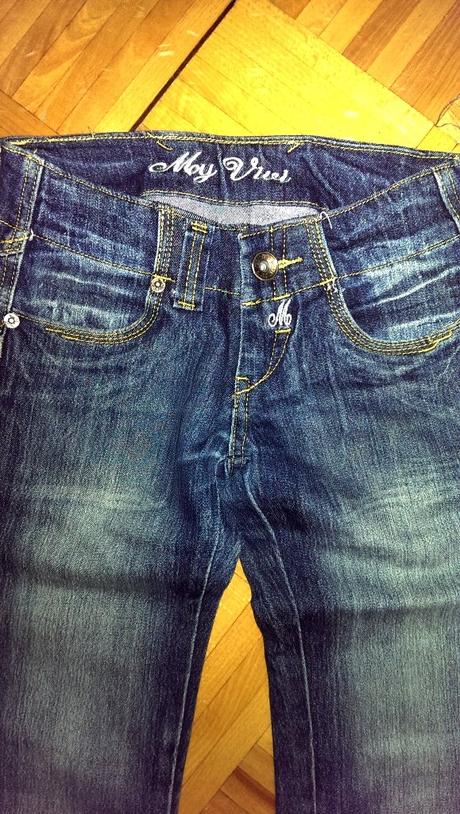 Tmavomodré rifle, 34