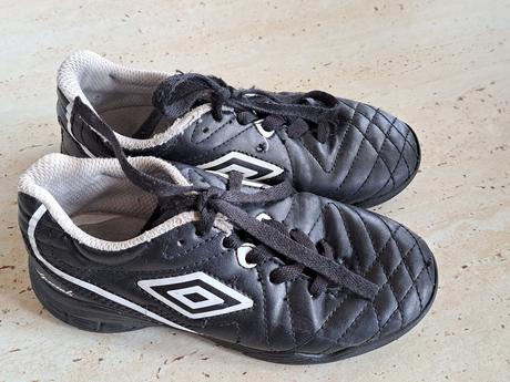 Turfy umbro, 30