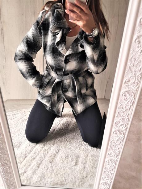 Klasický čiernobiely kabát-m, m