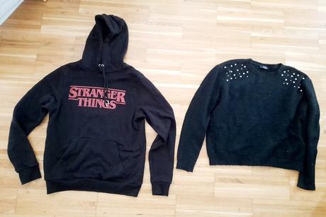 Párkrát nosené čierne pulóvre v.158/164,cena iba 3, 164