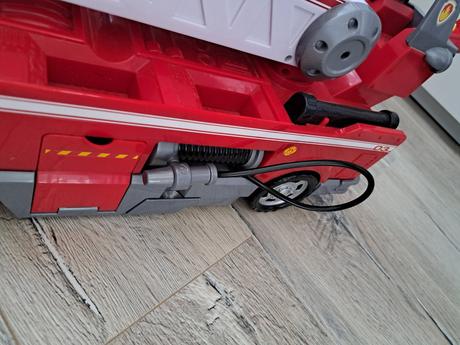Labkova patrola hasičske auto,