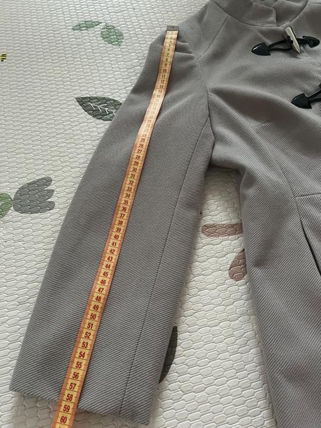 Prechodny sedy kabat, 