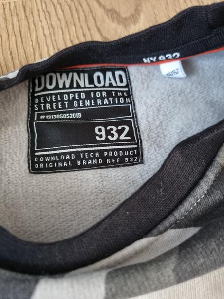 Maskáčová mikina, 146