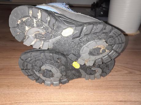 Turistické topánky, 31