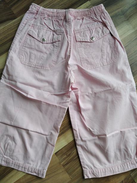 Nohavice krátke, 146