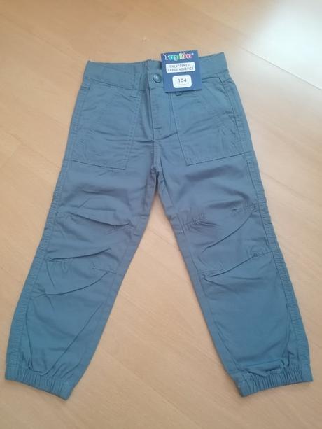 Tenké nohavice, 104