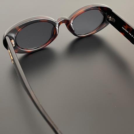 Le specs korytnačinové oválne slnečné okuliare, 