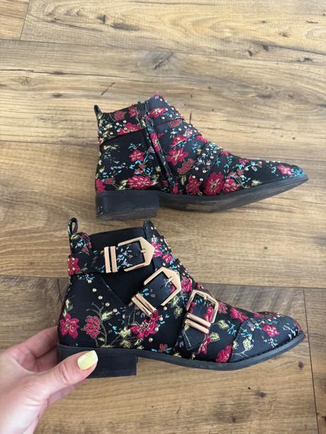 Členkove čižmičky, river island,37