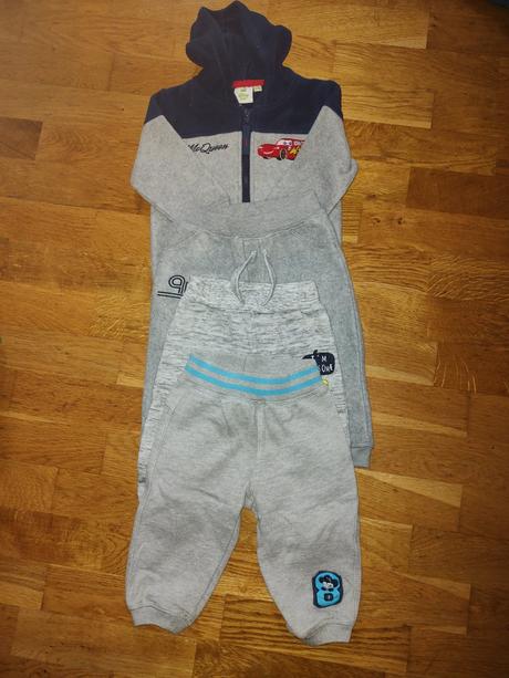 Tepláky disney, takko, f&f, 68