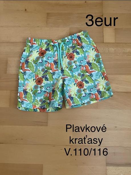 Plavkové kraťasy, 110