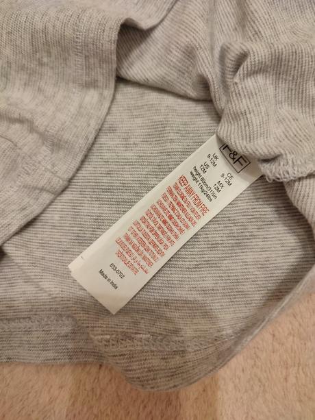 Pekné tričko v.80, f&f,80