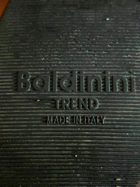 Hnedé celokožené čižmy zn.baldinini made in italy, baldinini,39