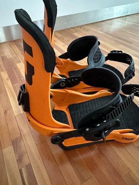 Viazanie na snowboard union cadet pro, 160+ cm