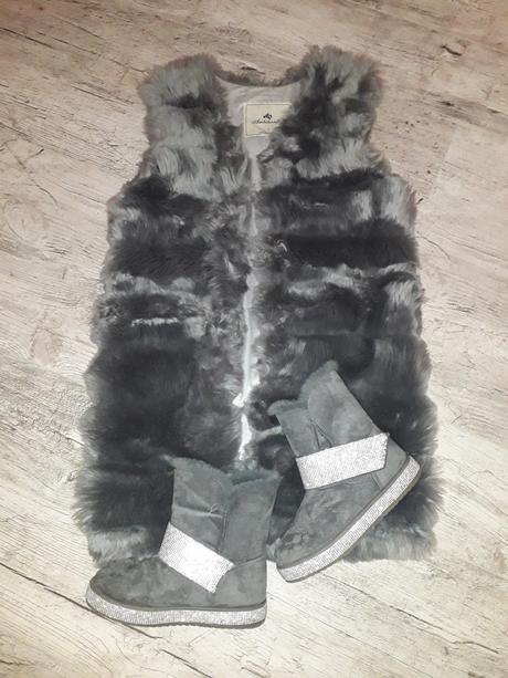 Krasna kozusinova vesta, m