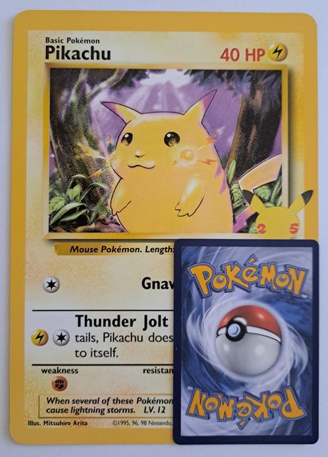 Pokémon jumbo karta celebrations pikachu, 