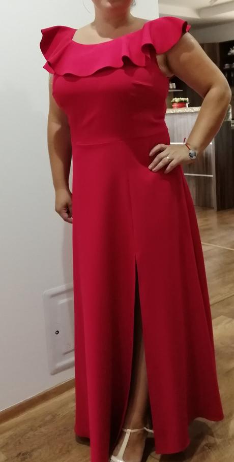 Spoločenské šaty, 42