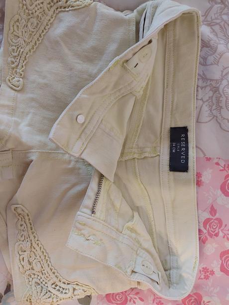 Kraťasy, reserved,134