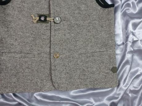 Luxusná vlnená vesta ku kroju, l