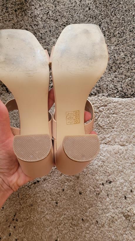 Sandalky, vd 25 cm, 39