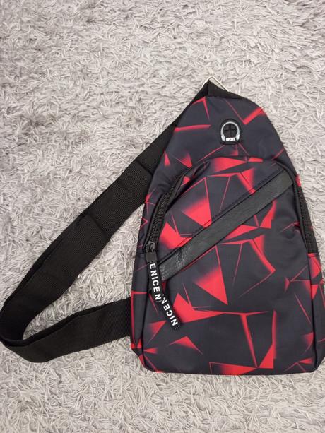 Červeno čierna cross body taška, 