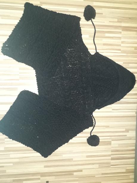 Teplý šál s kapucňou, 