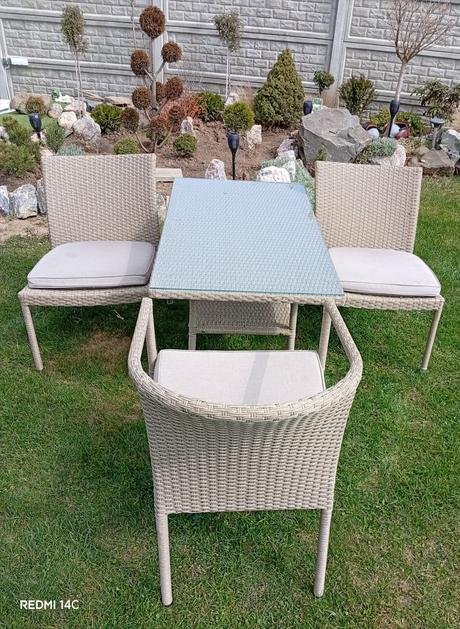 Balkónové sedenie, 