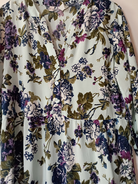 Kvetované šaty, bonprix,36