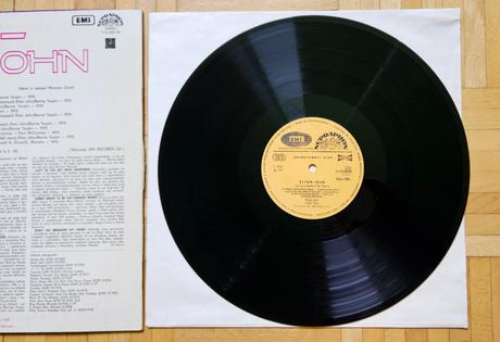 Lp platňa elton john greatest hits,