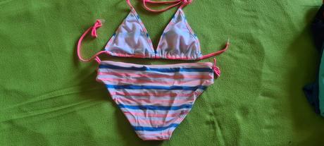 Dvojdielne dievčenské plavky, 158