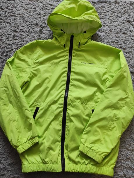 Tenká vetrovka v 152, reserved,152