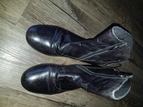 Kotnikove topanky bugatti, 39