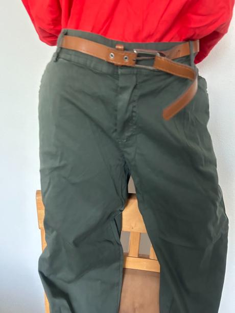 Nove nohavice, 44 / xl
