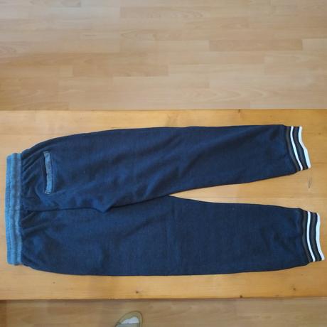 Tepláky č. 140/146, authority,140