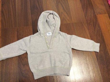 Sveter s kapucnou, f&f,74