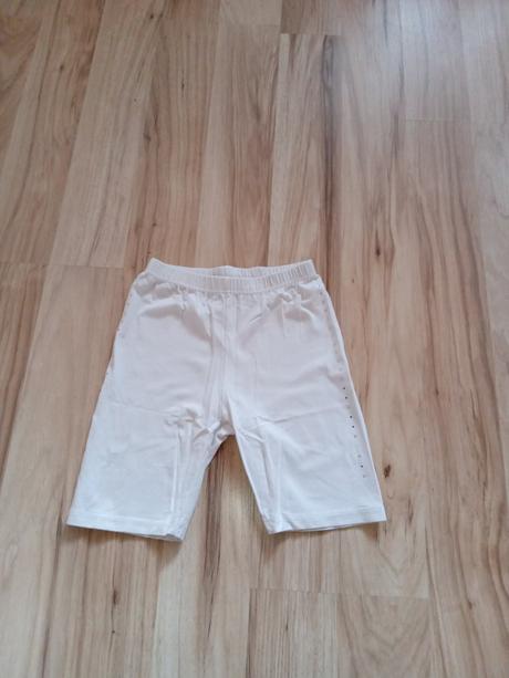 Krátke nohavice, kik,122