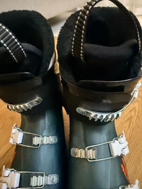 Lyžiarky, salomon,24