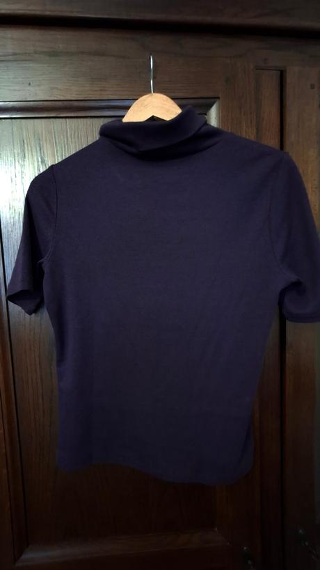 Fialový rolák m, m