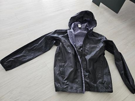 Bunda do dažďa 152, decathlon,152