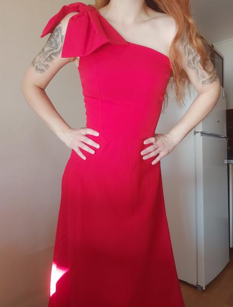 Červené šaty., 34