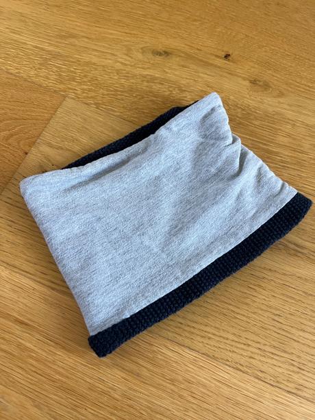 Detsky vlneny podsity nakrcnik, 