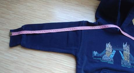 Mikina tower bridge, 104