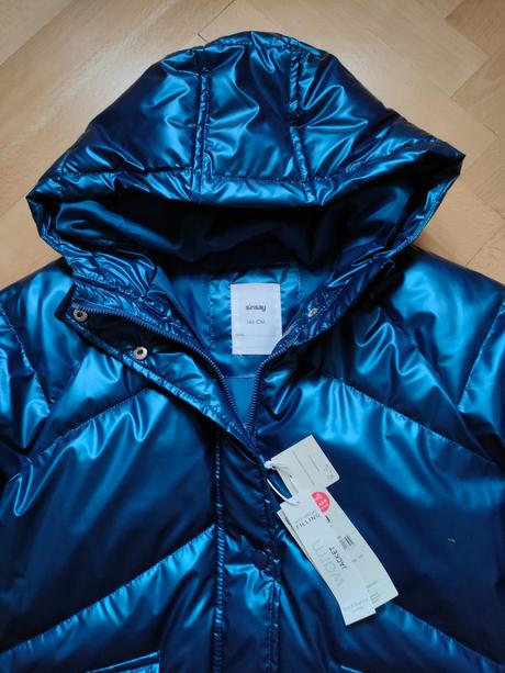 Teplá bunda nová, sinsay,146