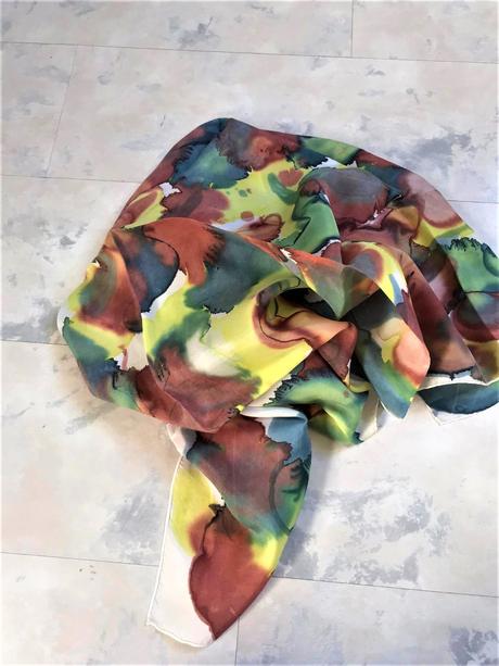 Zaujímavá šatka na krk, xl