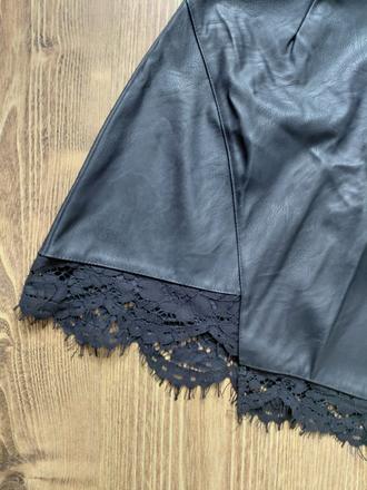 Koženková sukňa, m